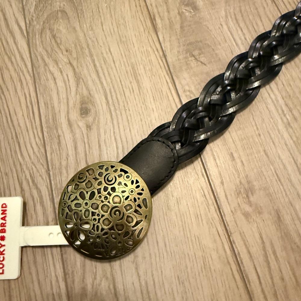 NWT Lucky Brand black leather braided round floral brass buckle belt - Picture 2 of 8